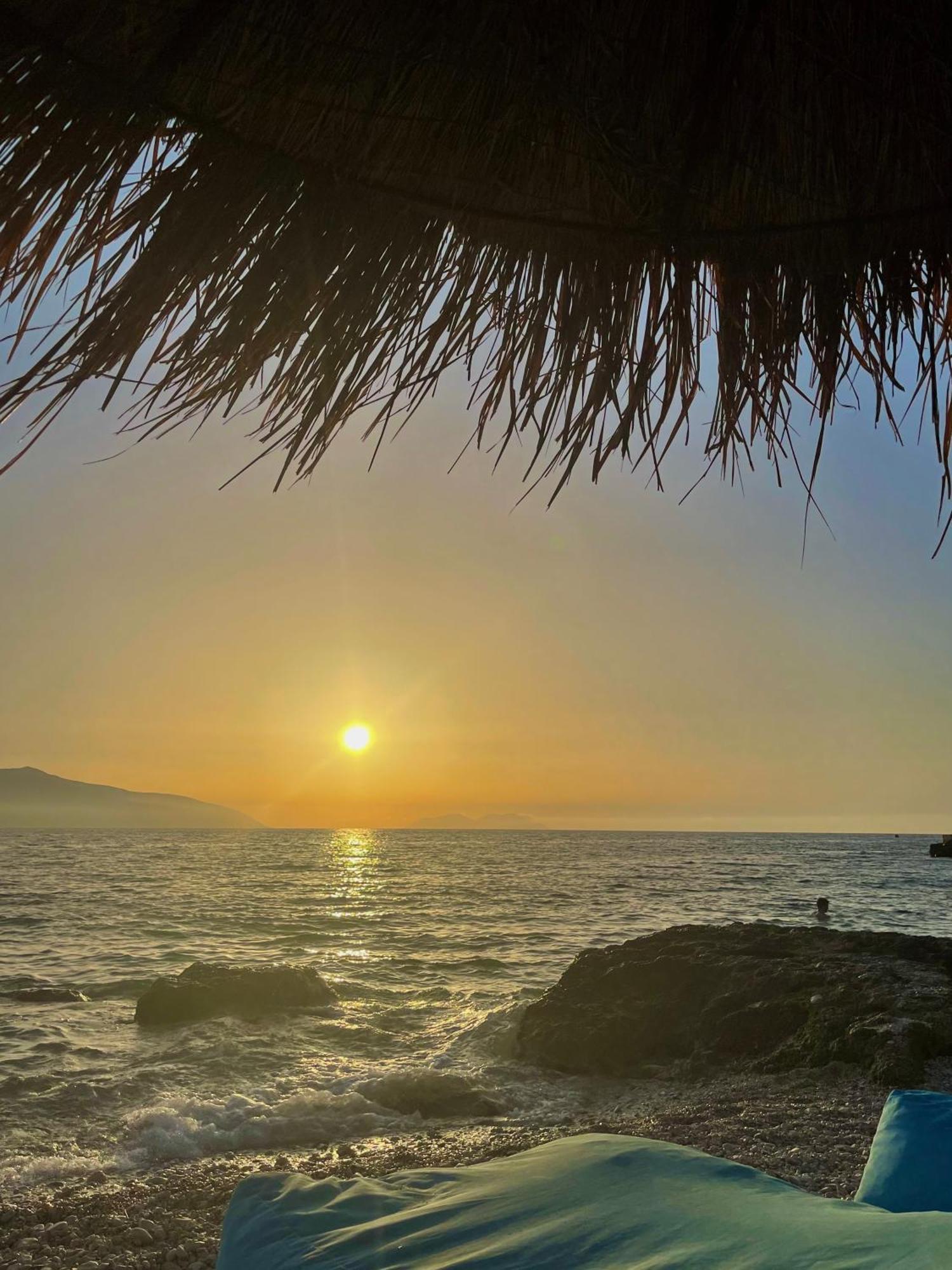 Envi Hotel Vlorë Eksteriør bilde