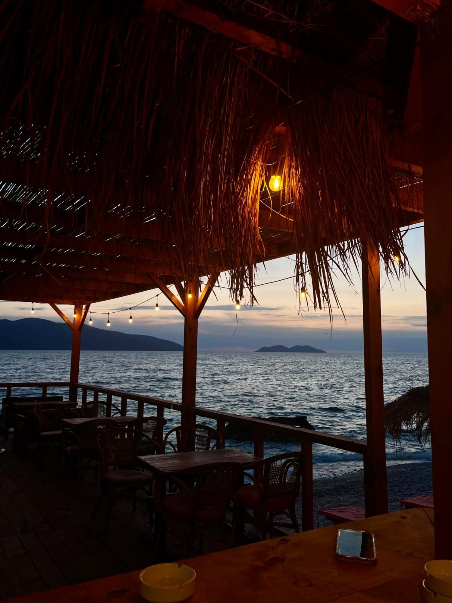 Envi Hotel Vlorë Eksteriør bilde