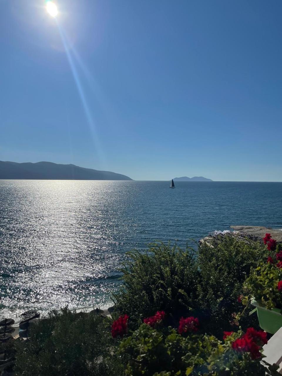 Envi Hotel Vlorë Eksteriør bilde