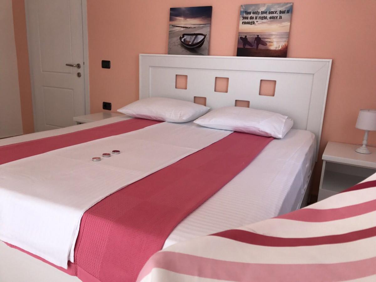 Envi Hotel Vlorë Eksteriør bilde