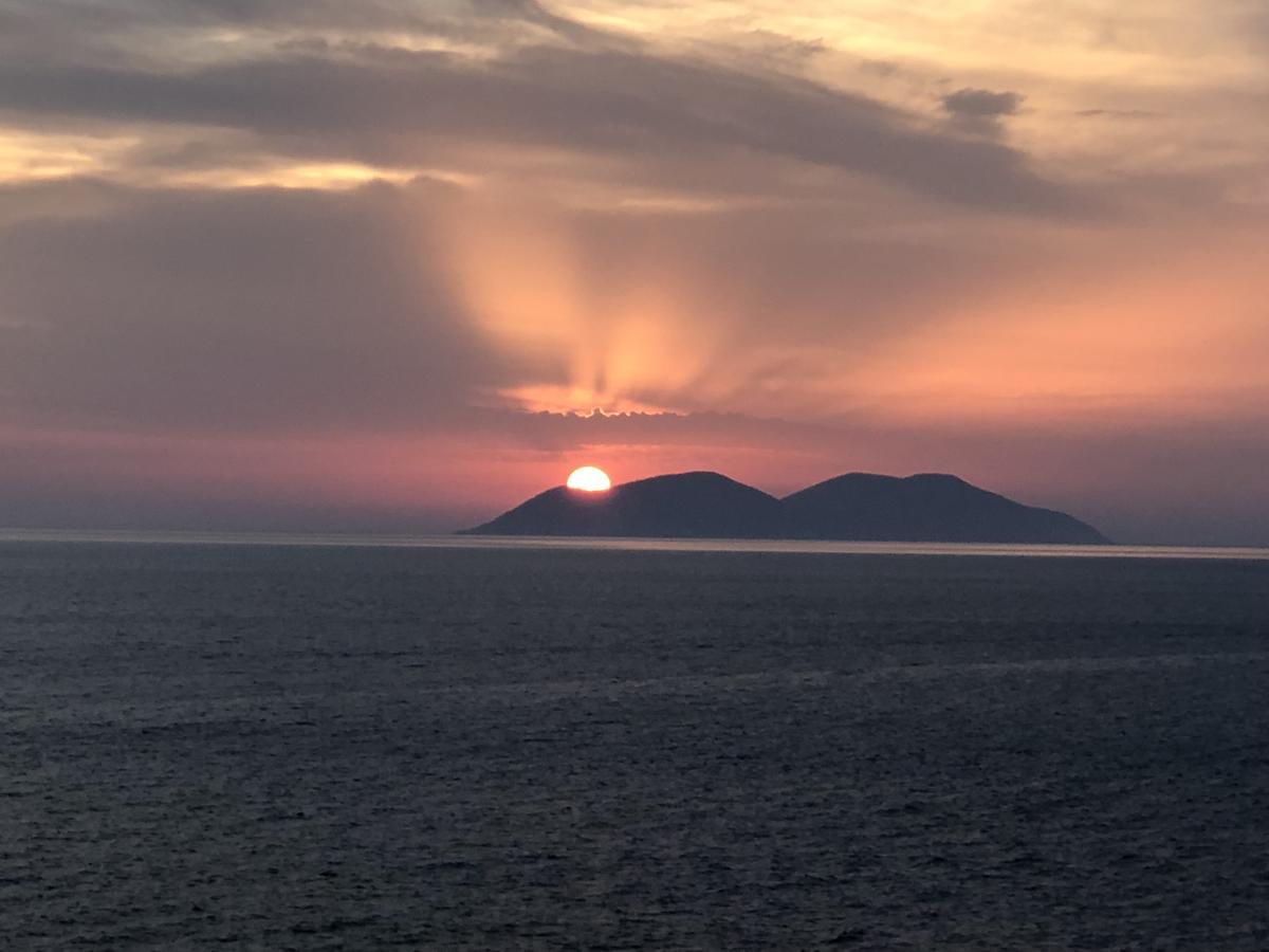 Envi Hotel Vlorë Eksteriør bilde