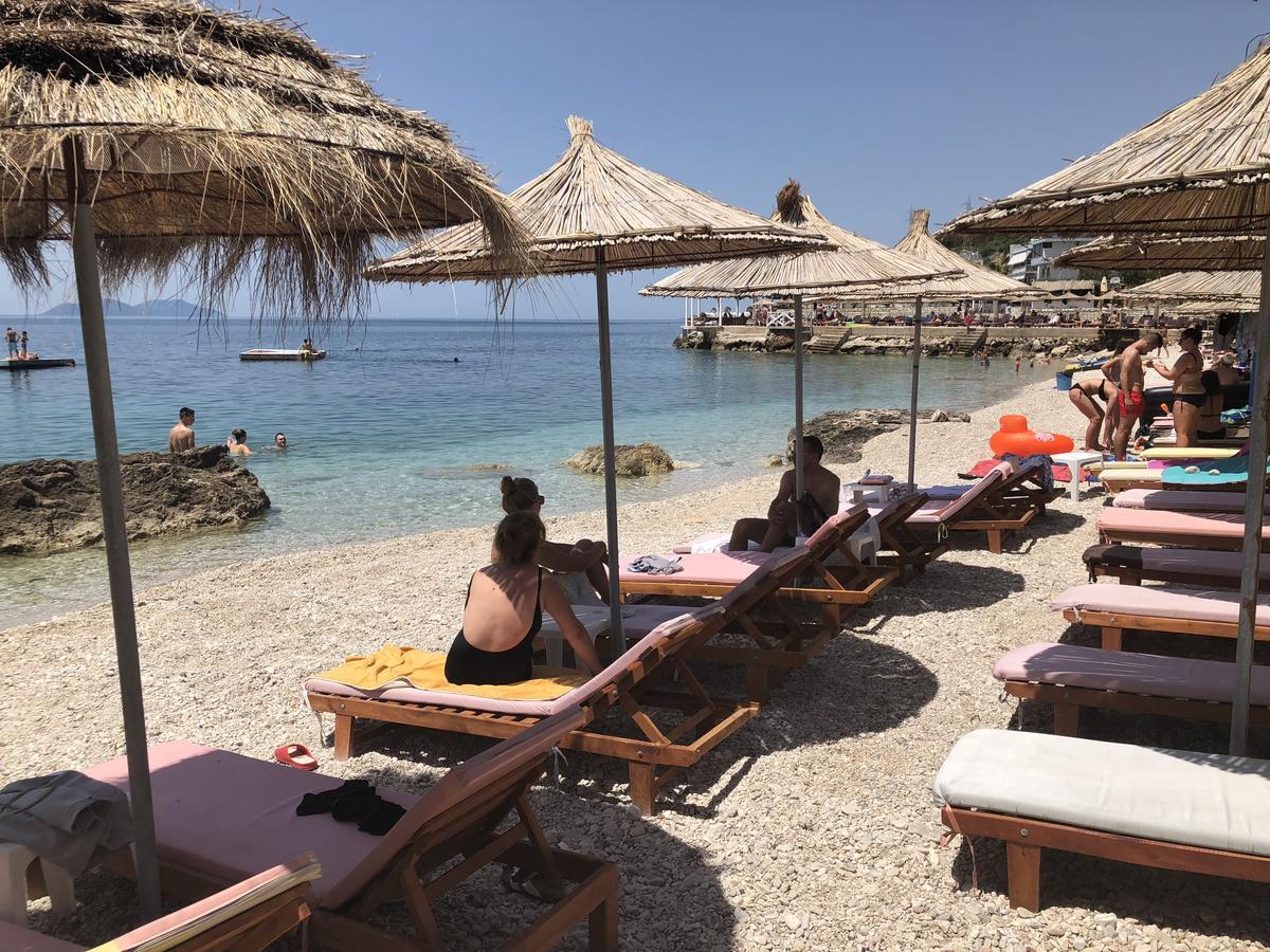 Envi Hotel Vlorë Eksteriør bilde