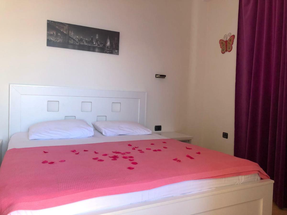 Envi Hotel Vlorë Eksteriør bilde